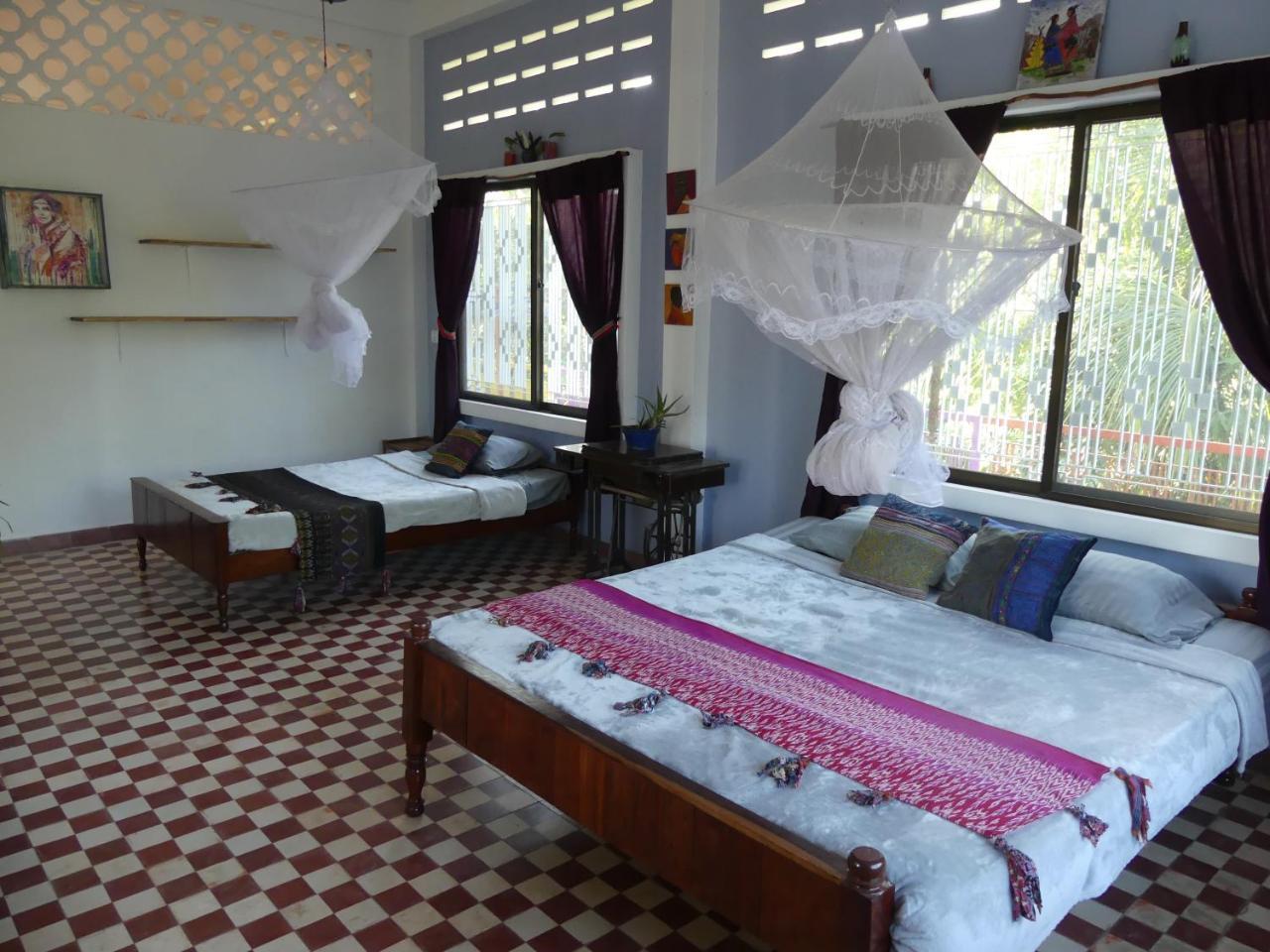 The Playground Bed and Breakfast Kampot Exteriör bild