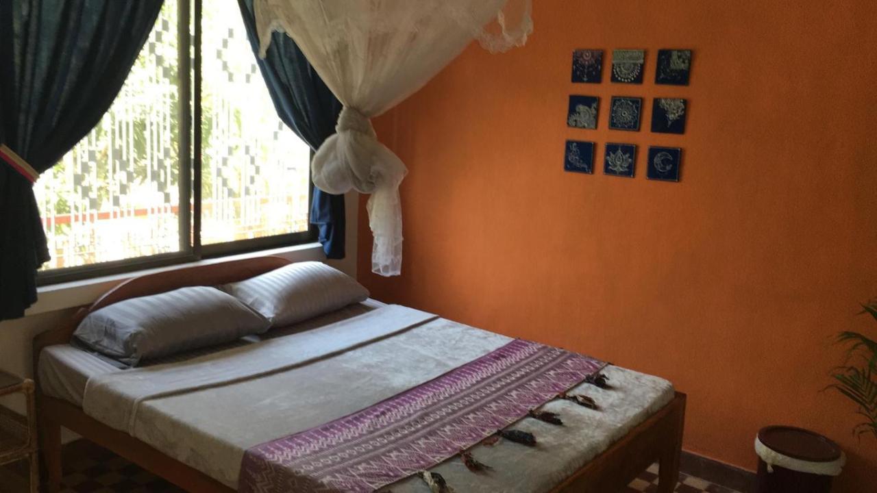 The Playground Bed and Breakfast Kampot Exteriör bild