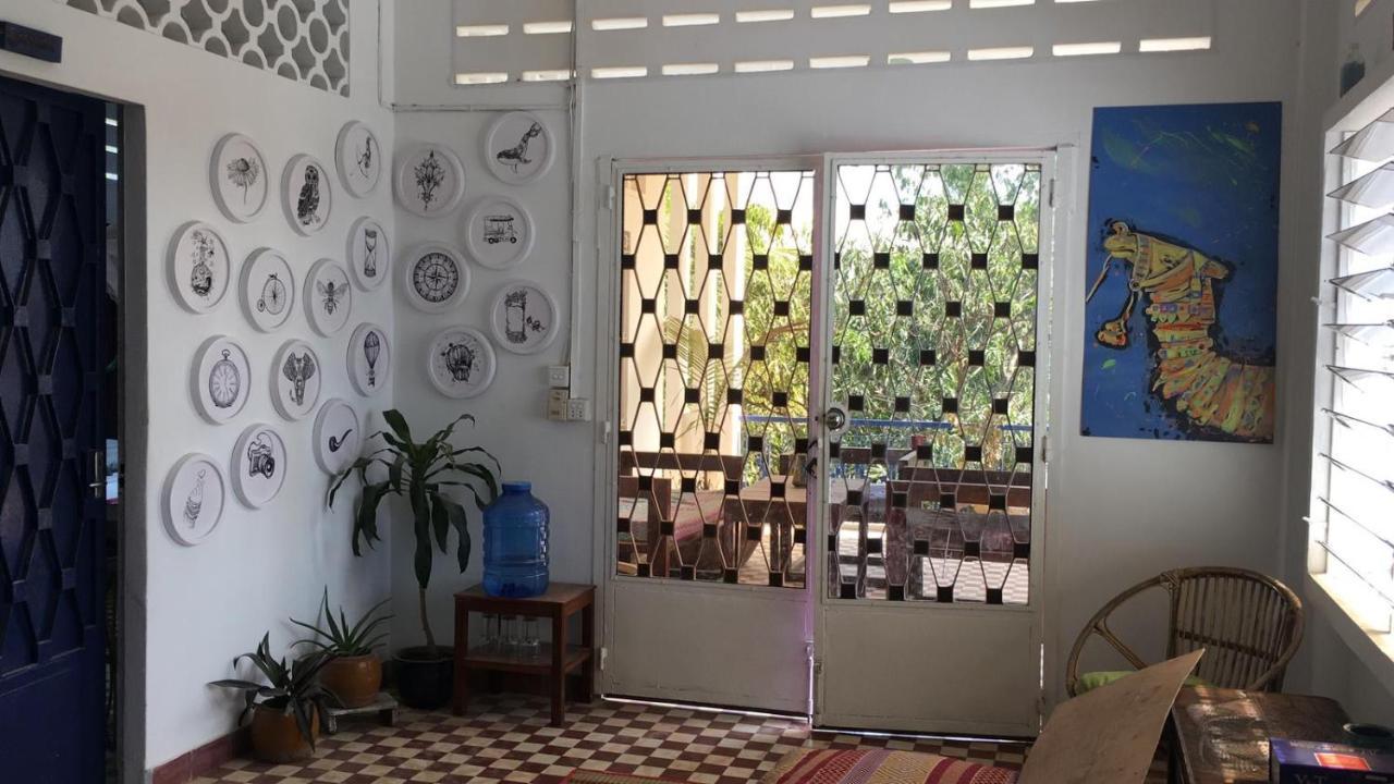 The Playground Bed and Breakfast Kampot Exteriör bild