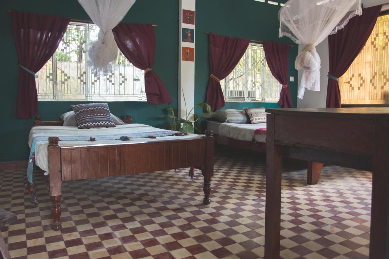 The Playground Bed and Breakfast Kampot Exteriör bild
