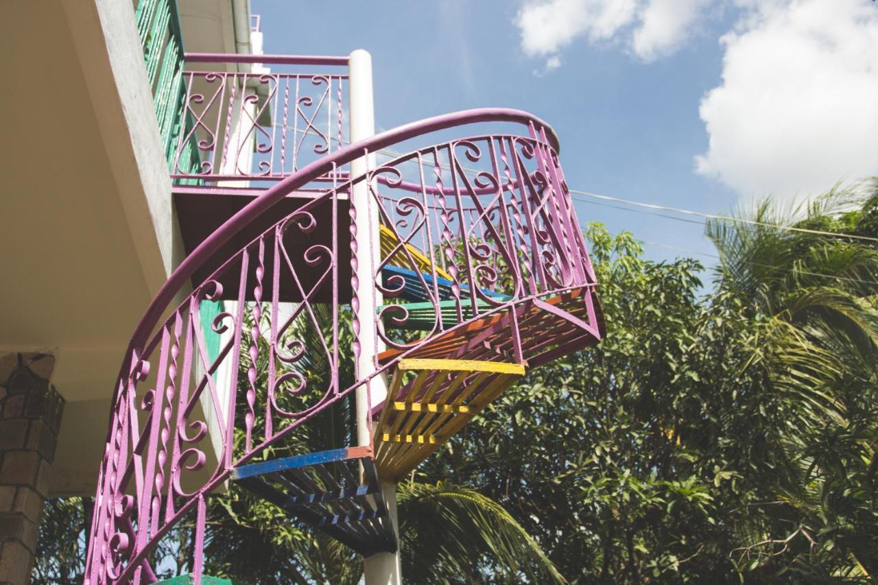 The Playground Bed and Breakfast Kampot Exteriör bild