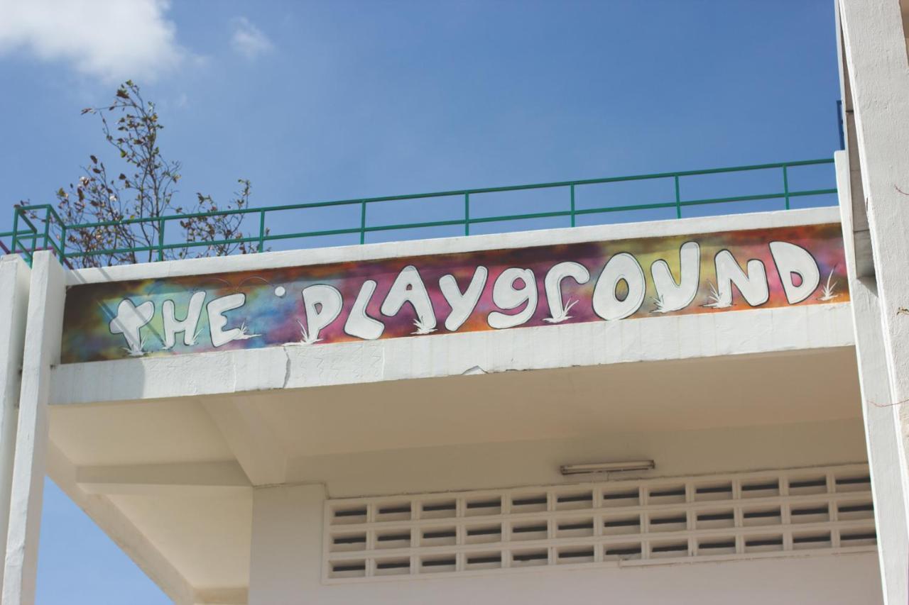 The Playground Bed and Breakfast Kampot Exteriör bild